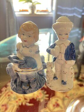 Vintage Ceramic Couple Figurine Blue White Cottage Style Collectible